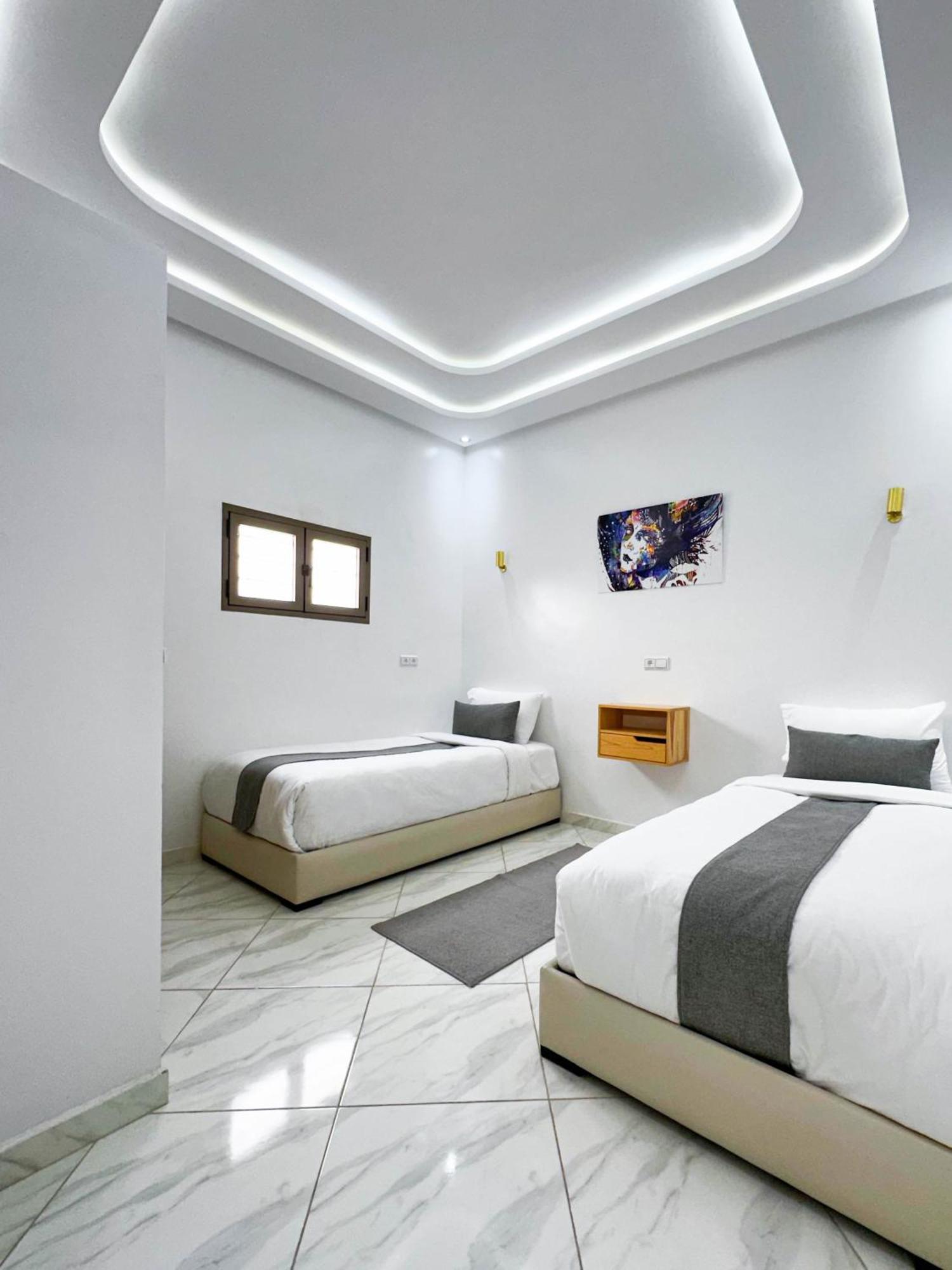 Hotel Apartment America Дакла Екстериор снимка