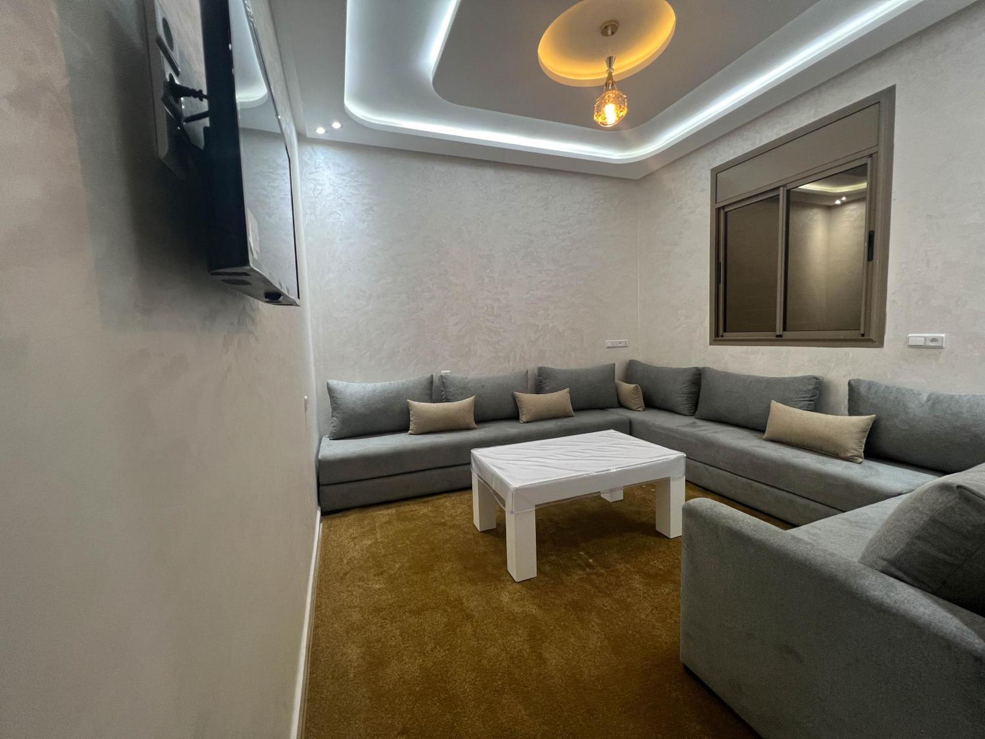 Hotel Apartment America Дакла Екстериор снимка