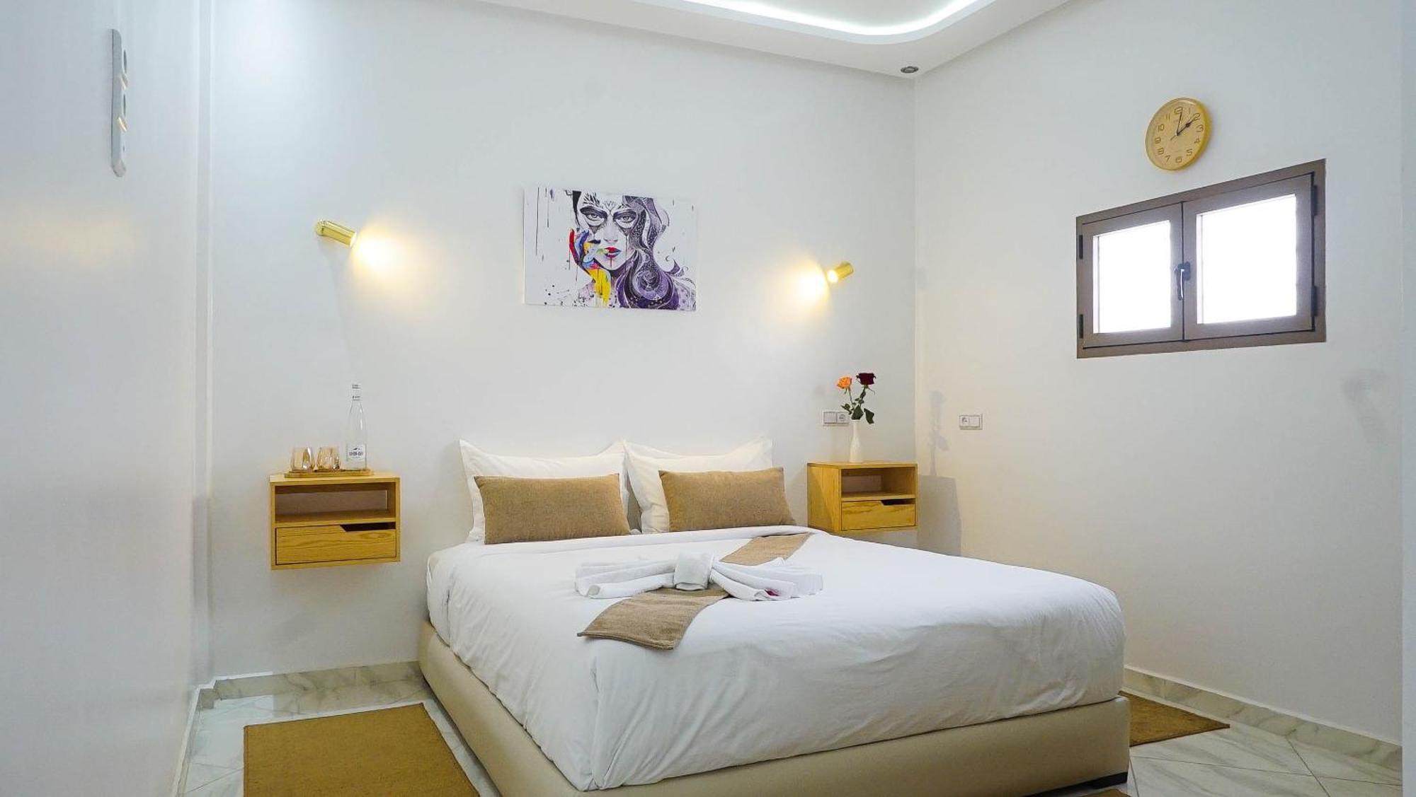 Hotel Apartment America Дакла Екстериор снимка