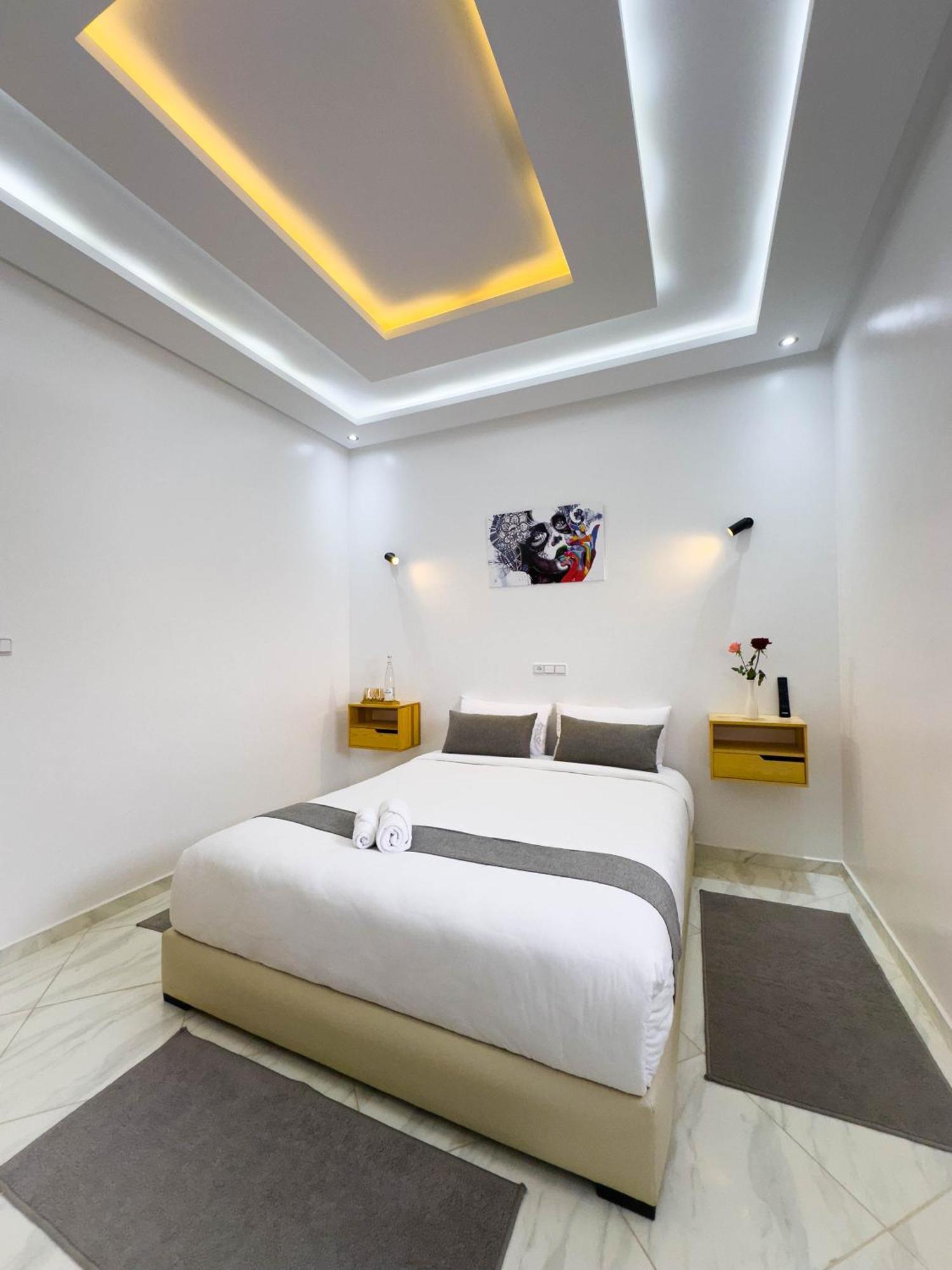 Hotel Apartment America Дакла Екстериор снимка