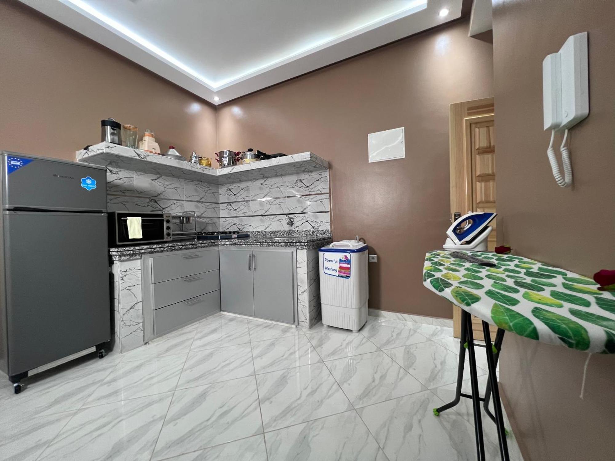 Hotel Apartment America Дакла Екстериор снимка