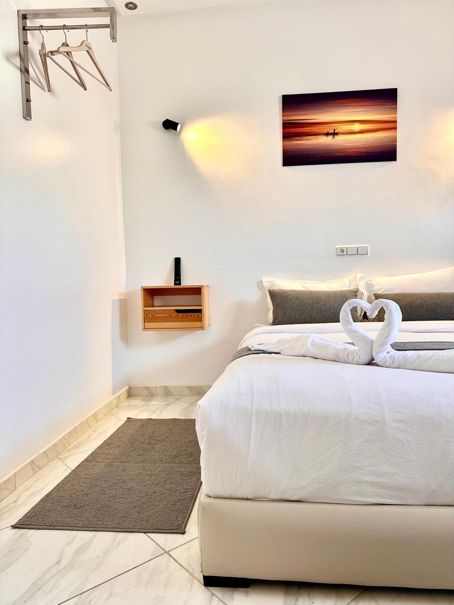 Hotel Apartment America Дакла Екстериор снимка